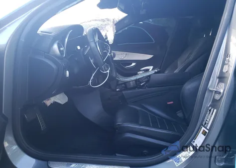 2019 Mercedes-Benz C 43 Amg z USA, uszkodzony, nr VIN 55SWF6EB5KU286470